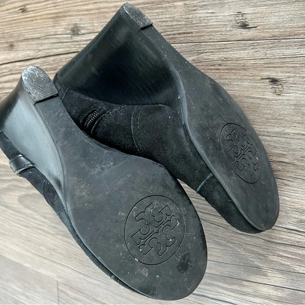 Tory Burch Aaden Black Suede Stacked Wedge Heel Ankle Booties Boots Size 6